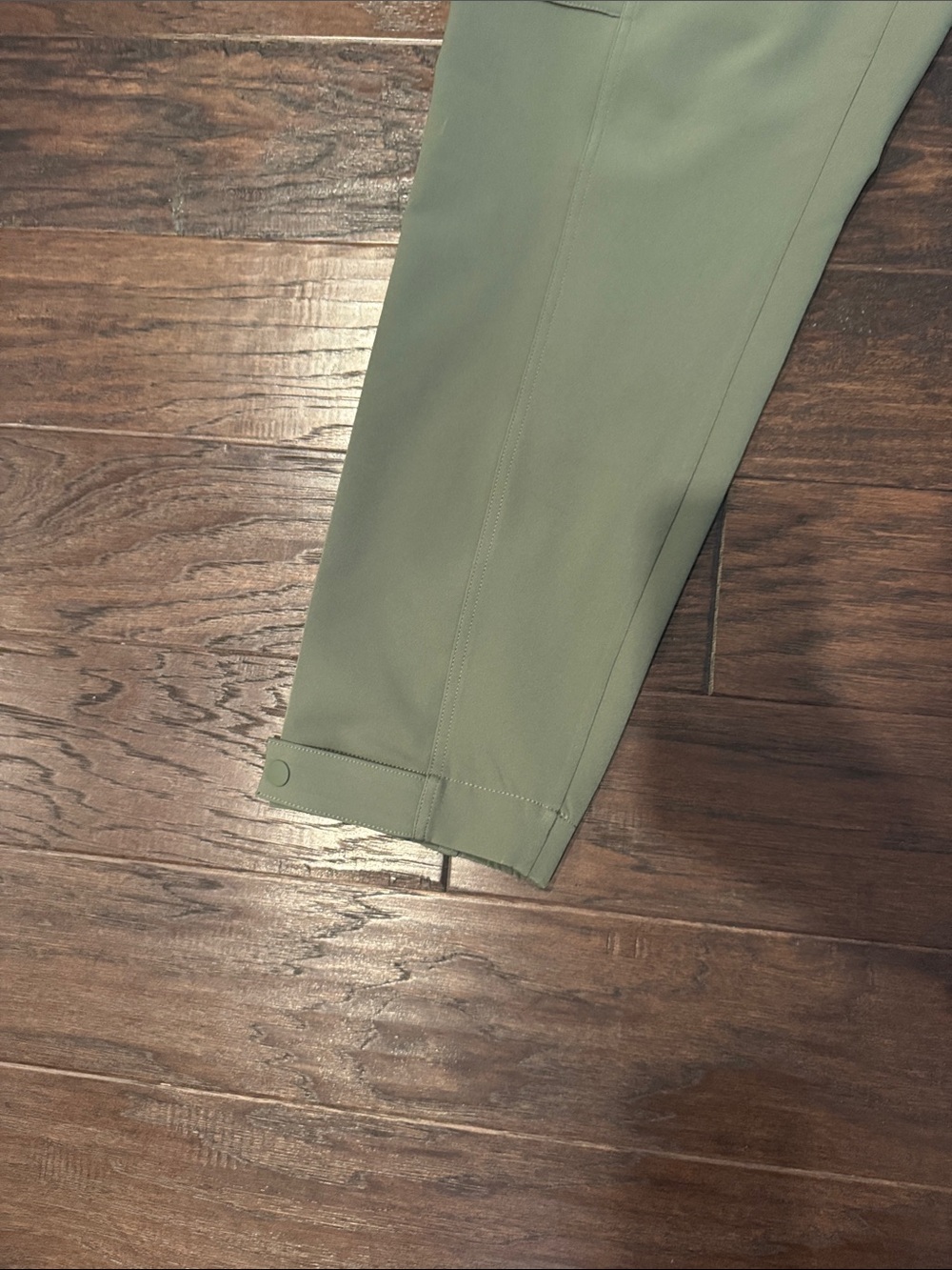 Athleta Olive Green High-Rise Cargo Trousers - Picture 6 of 9